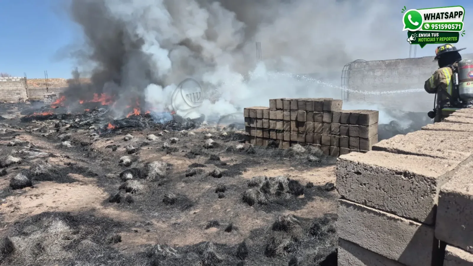 Incendio-forestal-consume-más-de-una-hectárea-y-alcanza-depósito-de-neumáticos-en-Caracoto