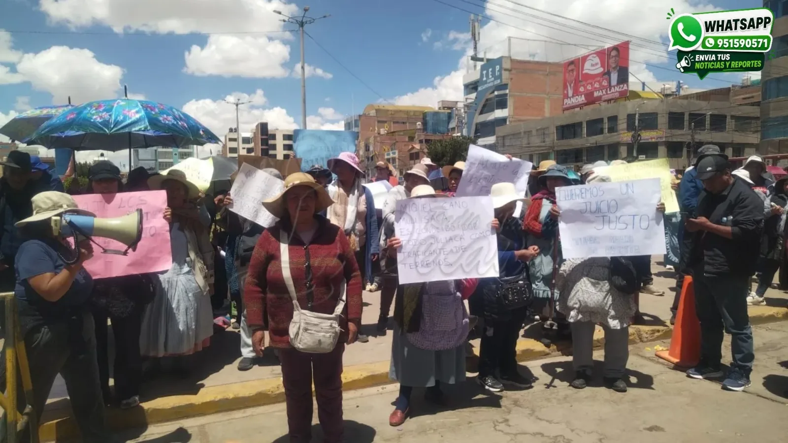 Comerciantes del mercado Túpac Amaru protestan frente al Poder Judicial por proceso judicial sobre terrenos