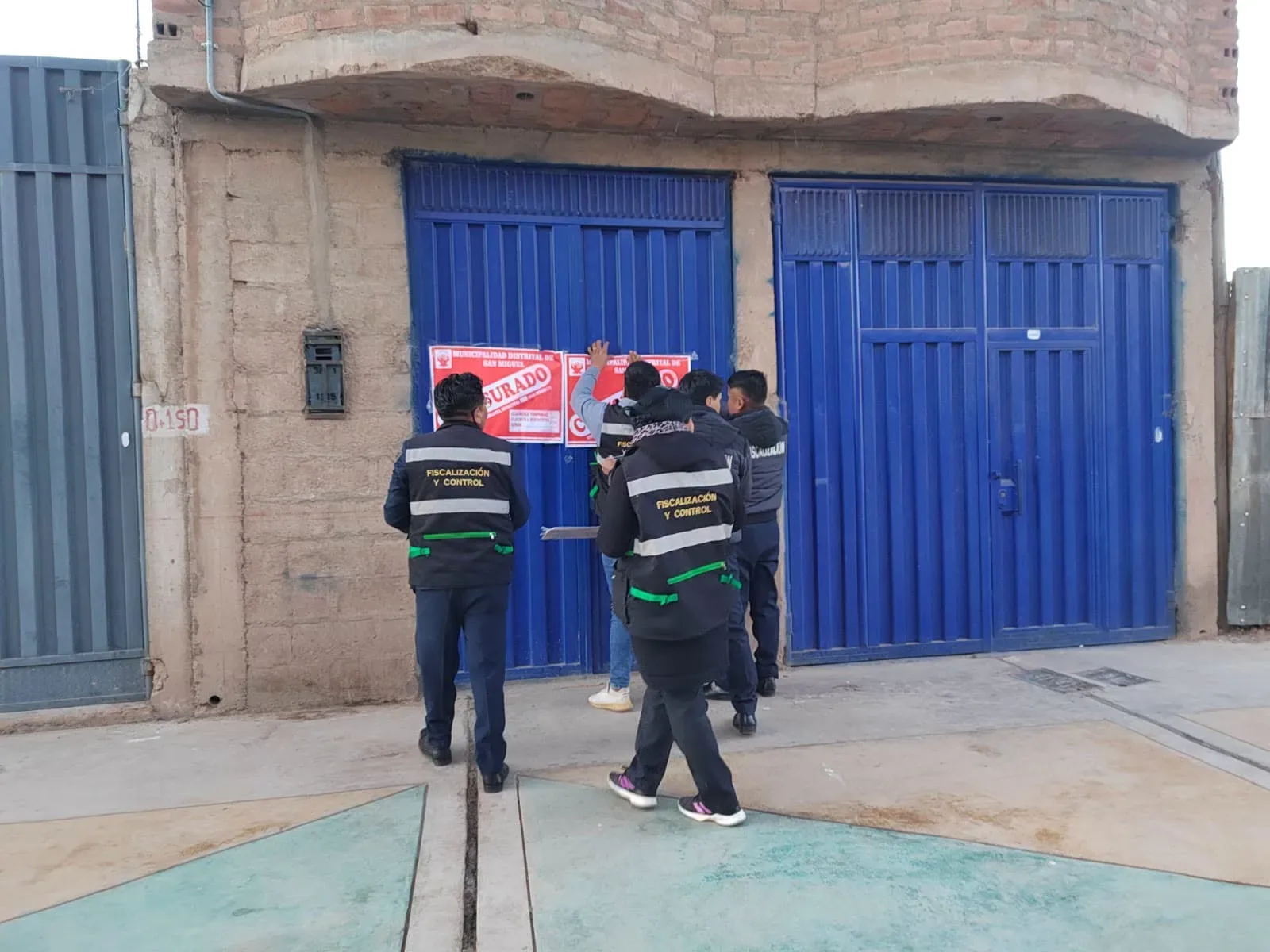 Intensifican operativos e intervienen locales por venta ilegal de alcohol