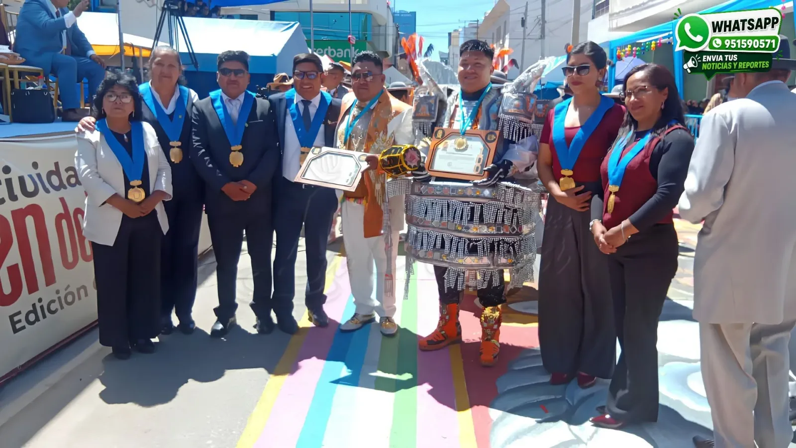Coreógrafo-Huber-Mamani-Apaza-recibe-reconocimiento-por-su-aporte al-folclore-de-Juliaca