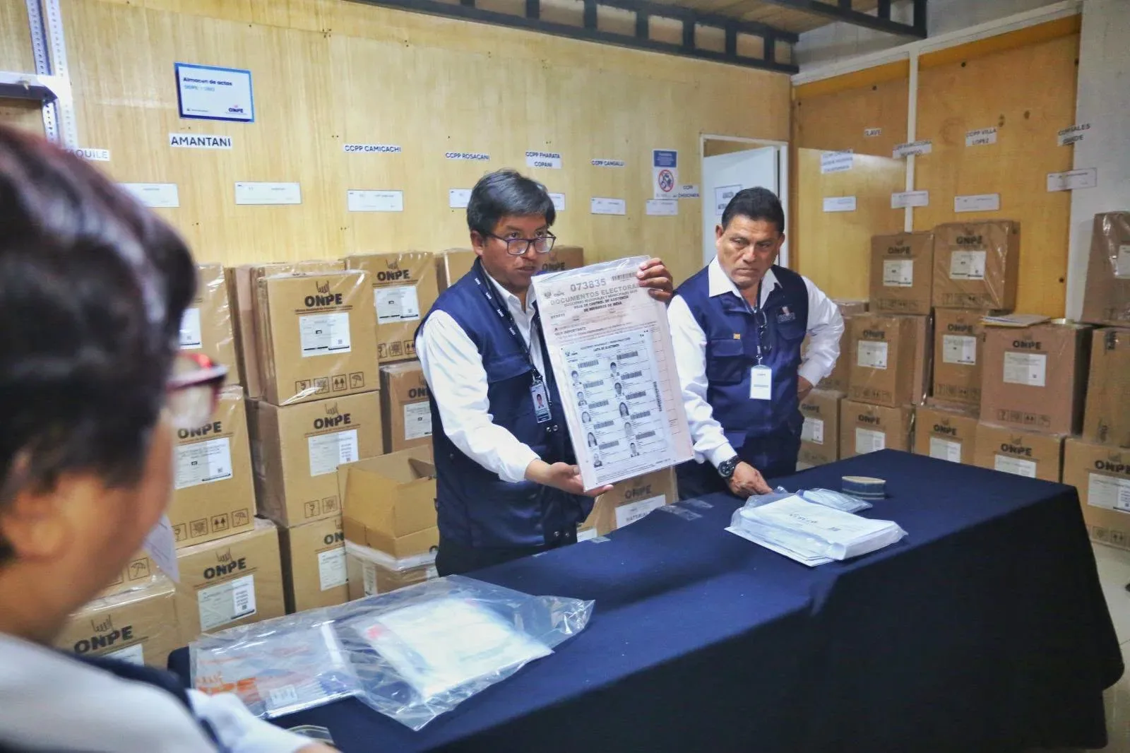 ODPE Puno verifica material electoral para las Elecciones Regionales y Municipales 2026