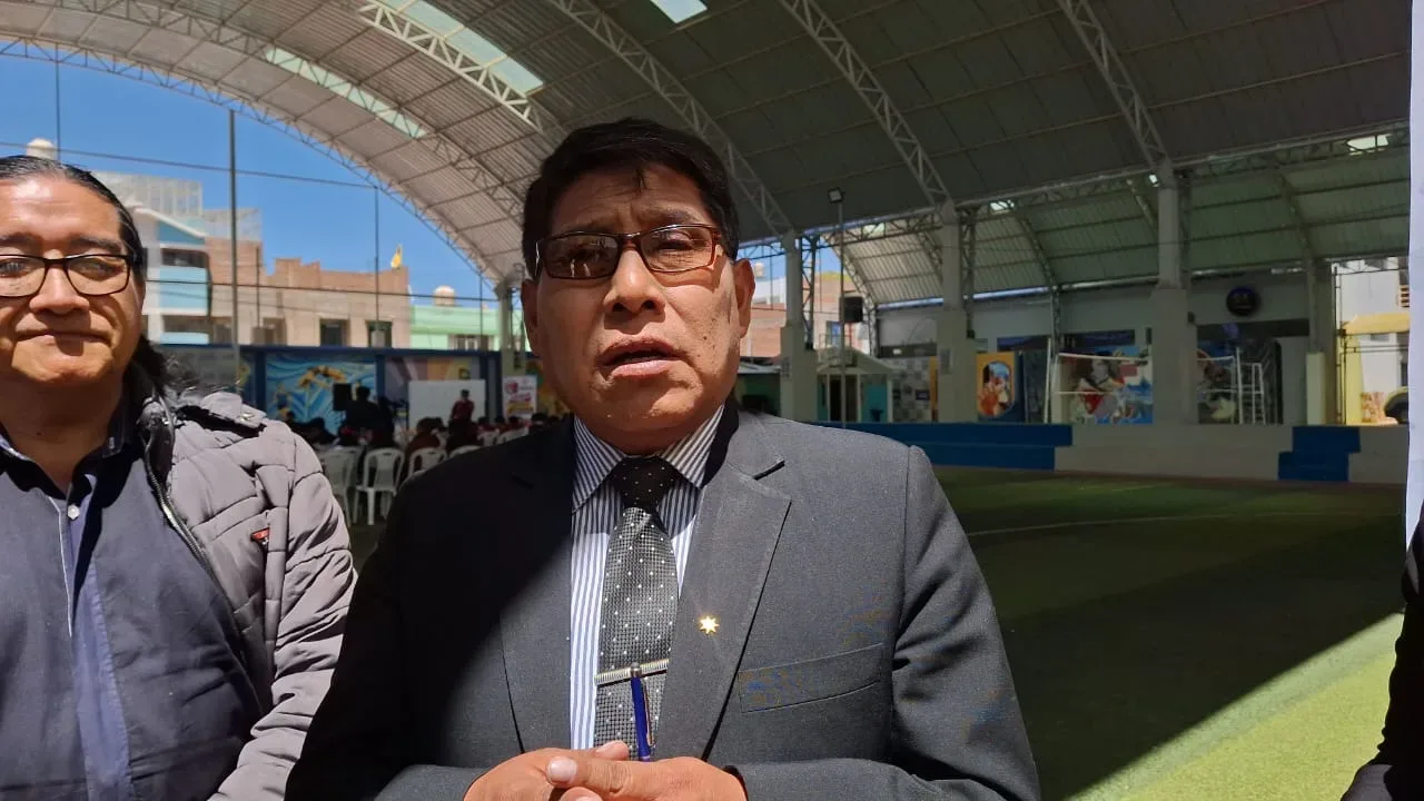 Luis Jarid Mamani - director UGEL