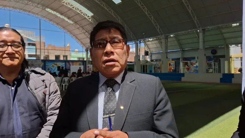 Luis Jarid Mamani - director UGEL