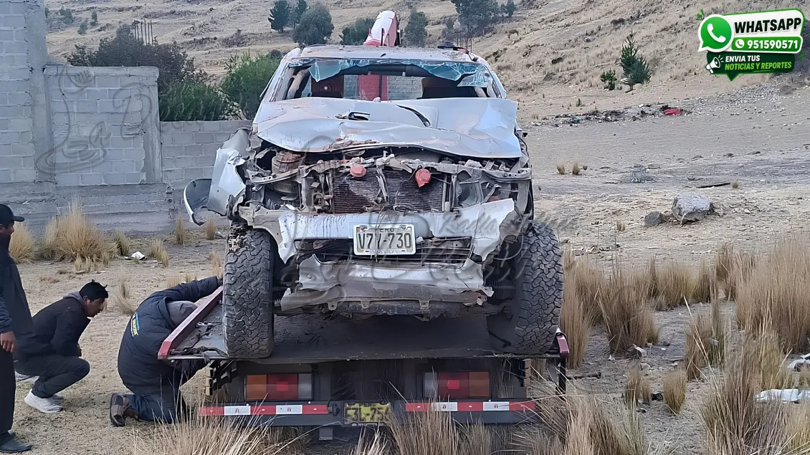 Camioneta se empotra contra tienda y deja herido a conductor en la comunidad de Unocolla
