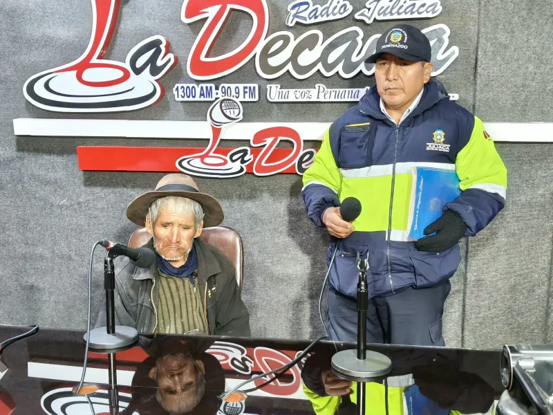 Encuentran a adulto mayor desorientado en la salida Lampa de Juliaca y buscan a sus familiares