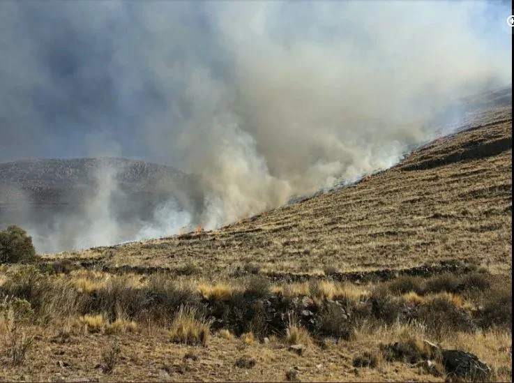 Incendio-en-Cabanilla-Lampa