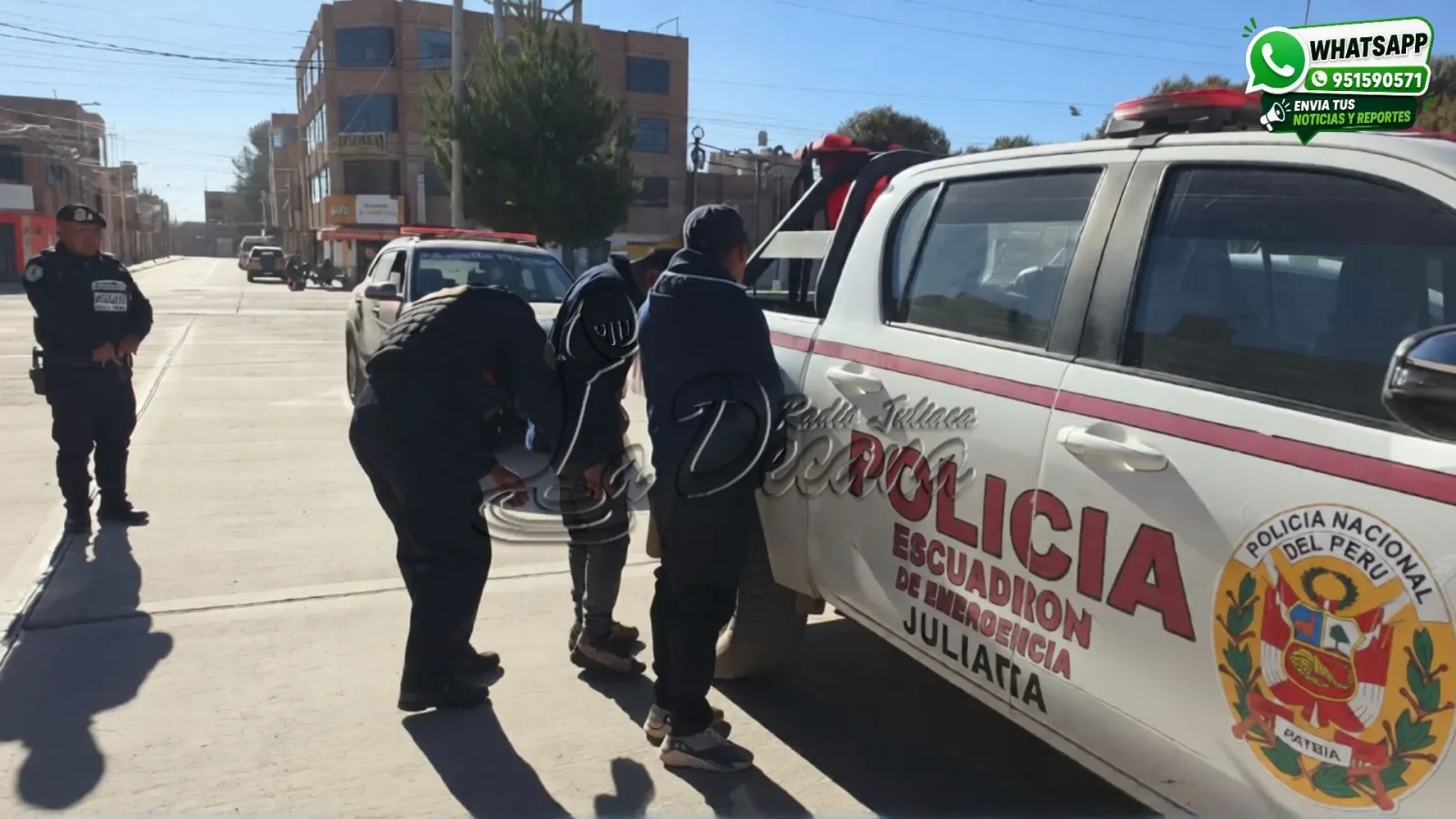 Jóvenes frustran asalto a mano armada y retienen a dos presuntos delincuentes