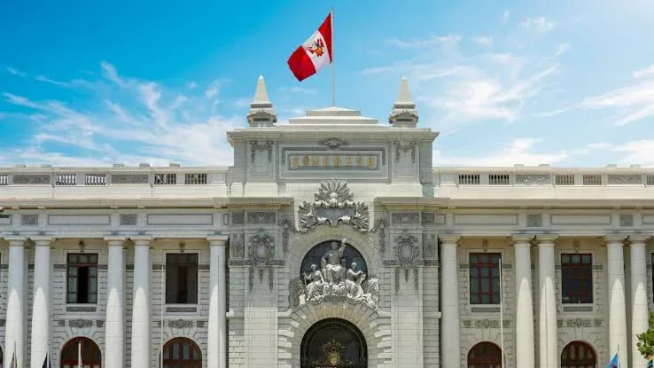 Comisión de Constitución alista texto consensuado sobre facultades legislativas solicitadas por el Ejecutivo