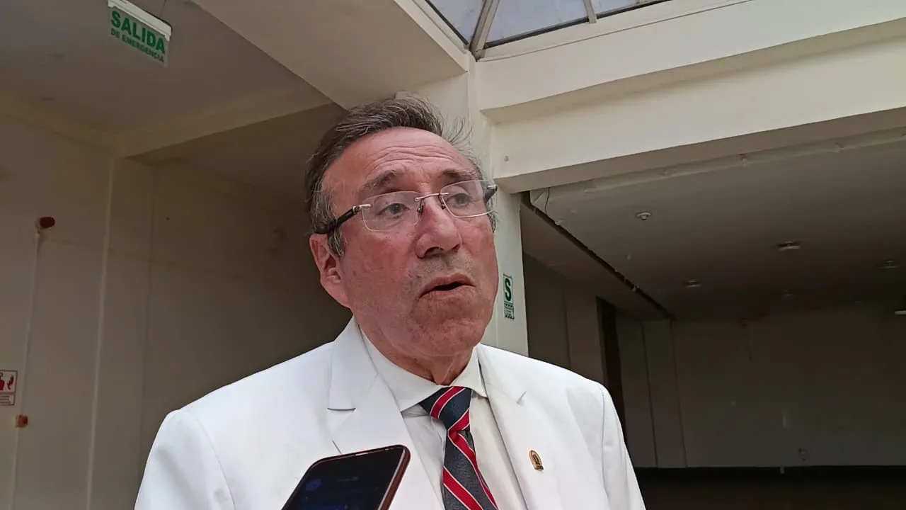 Candidato al colegio médico
