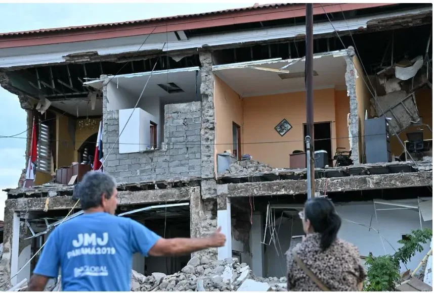 Casas-destruida-en-Panama