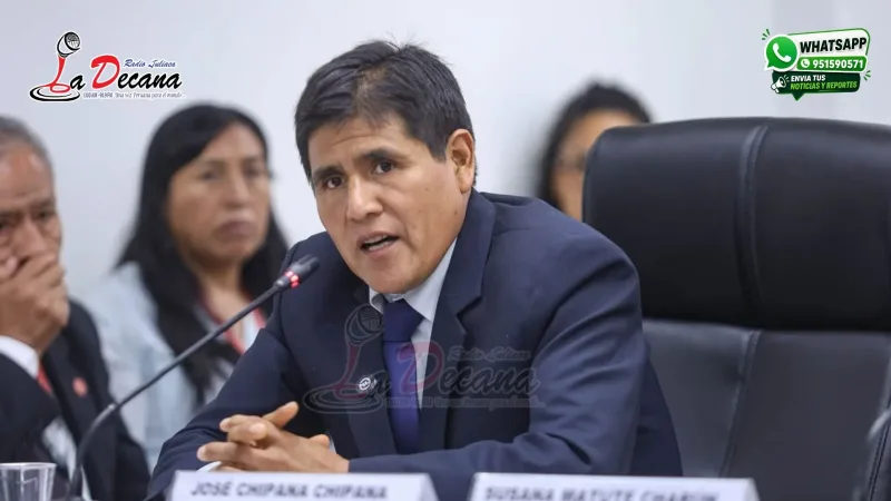 Moisés Chipana plantea ante el ministro de Cultura preocupaciones por los Uros y el patrimonio de Puno