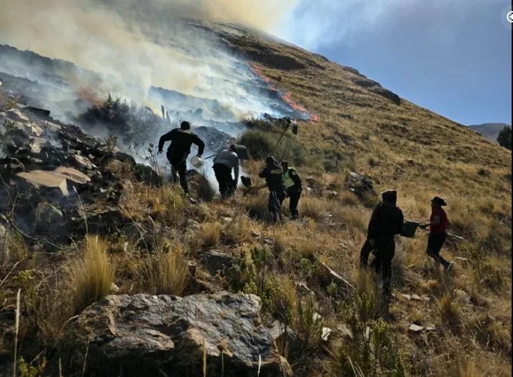 Apagan-incendio-en-Lampa-Cabanilla